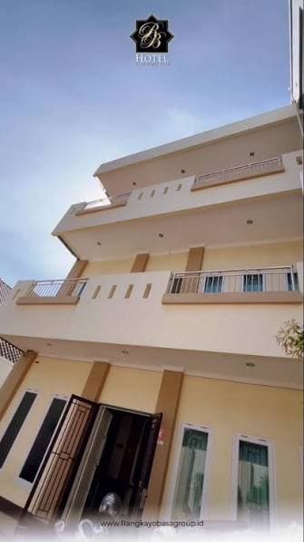 Lavin's Guest House