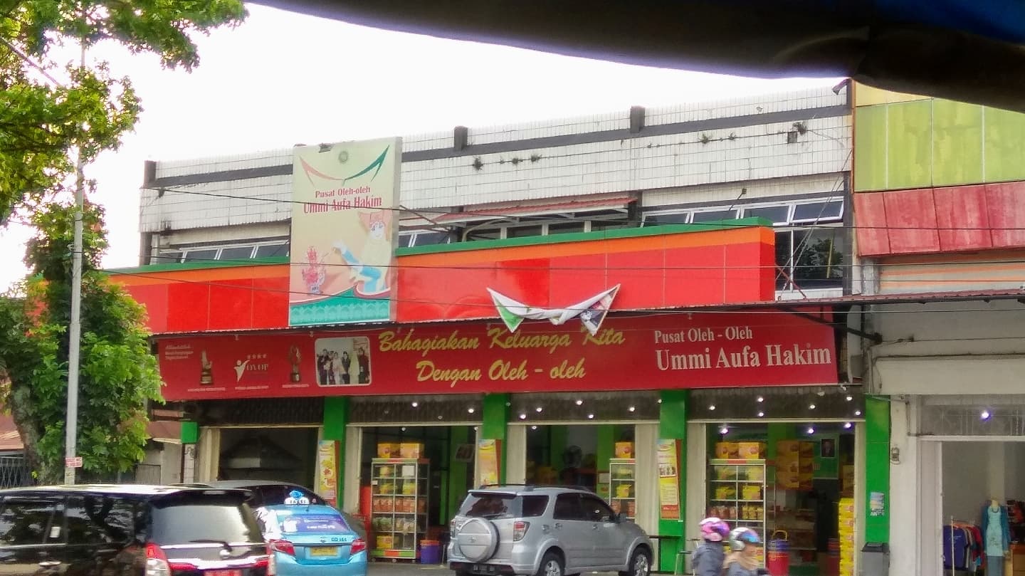 Pusat Oleh-Oleh Ummi Aufa Hakim