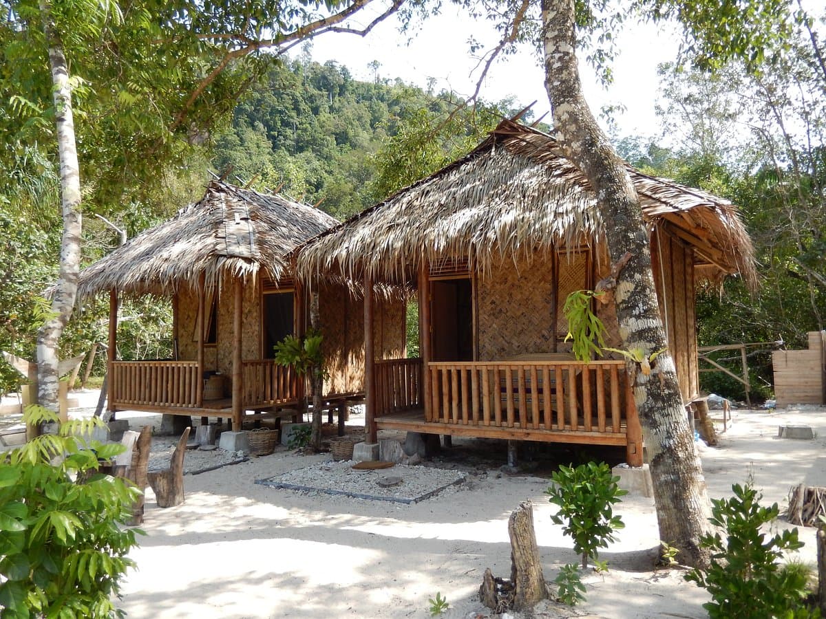 TEMPAT
PENGINAPAN